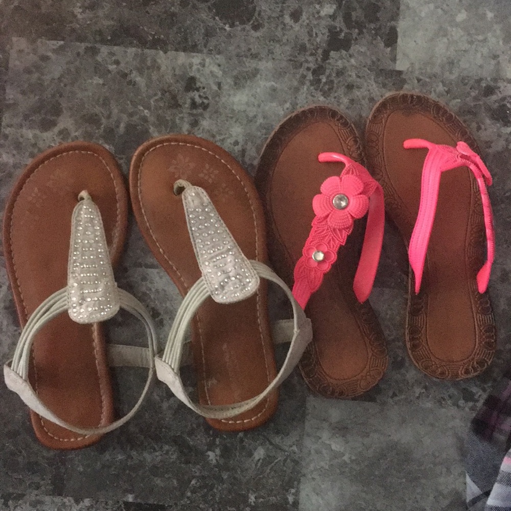 2 pairs girls sandals